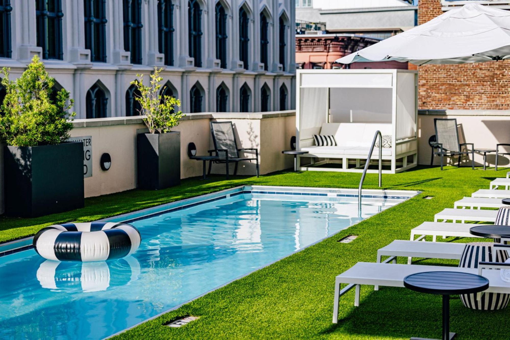 The Lindy Renaissance Charleston Hotel Екстериор снимка