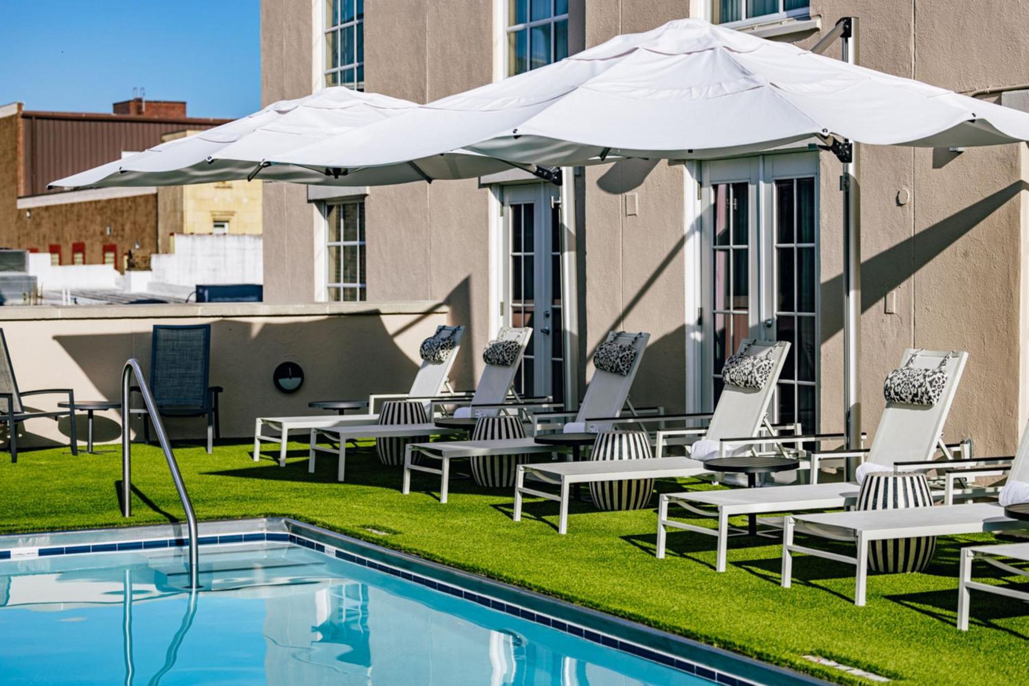 The Lindy Renaissance Charleston Hotel Екстериор снимка